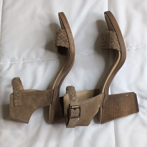 Barbara Barbieri Women's 8.5 Tan Leather Heeled Sandal - Picture 7 of 9